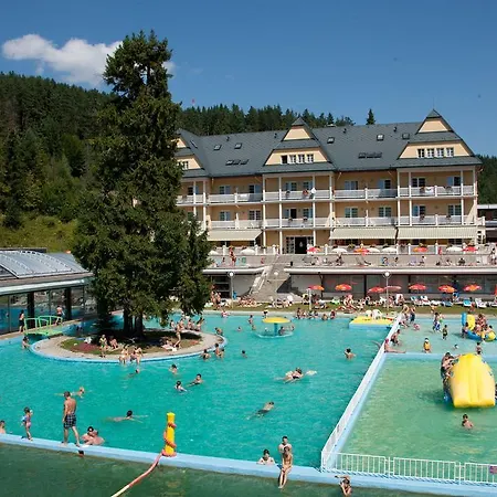Apartman Pinewood Valley Oasis *